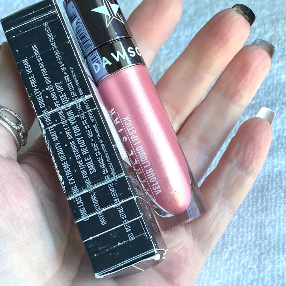 Jeffree Star RYLAND Velour Liquid Lipstick in a shimmering Pink shine new in box